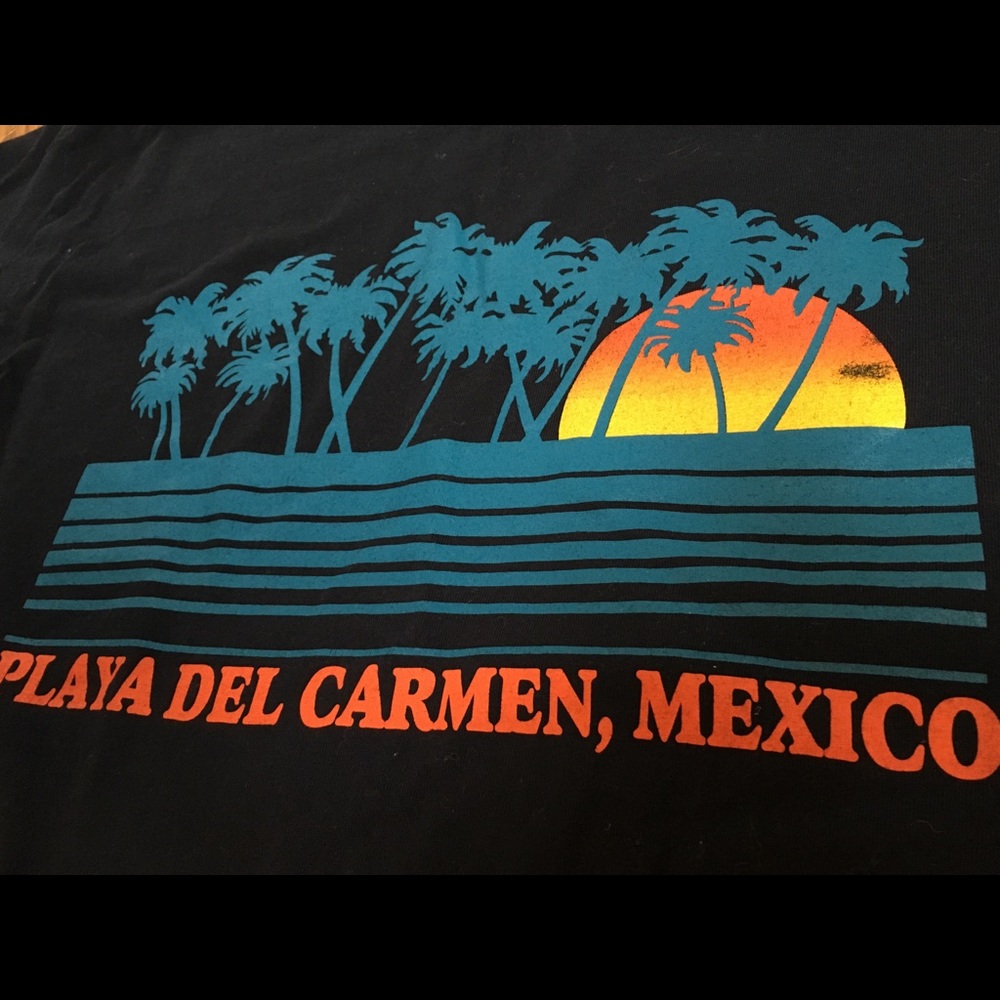 NEW Playa del Carmen tee